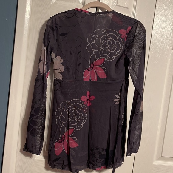 Sweet Pea maternity long sleeve shirt in size Small - Picture 6 of 8